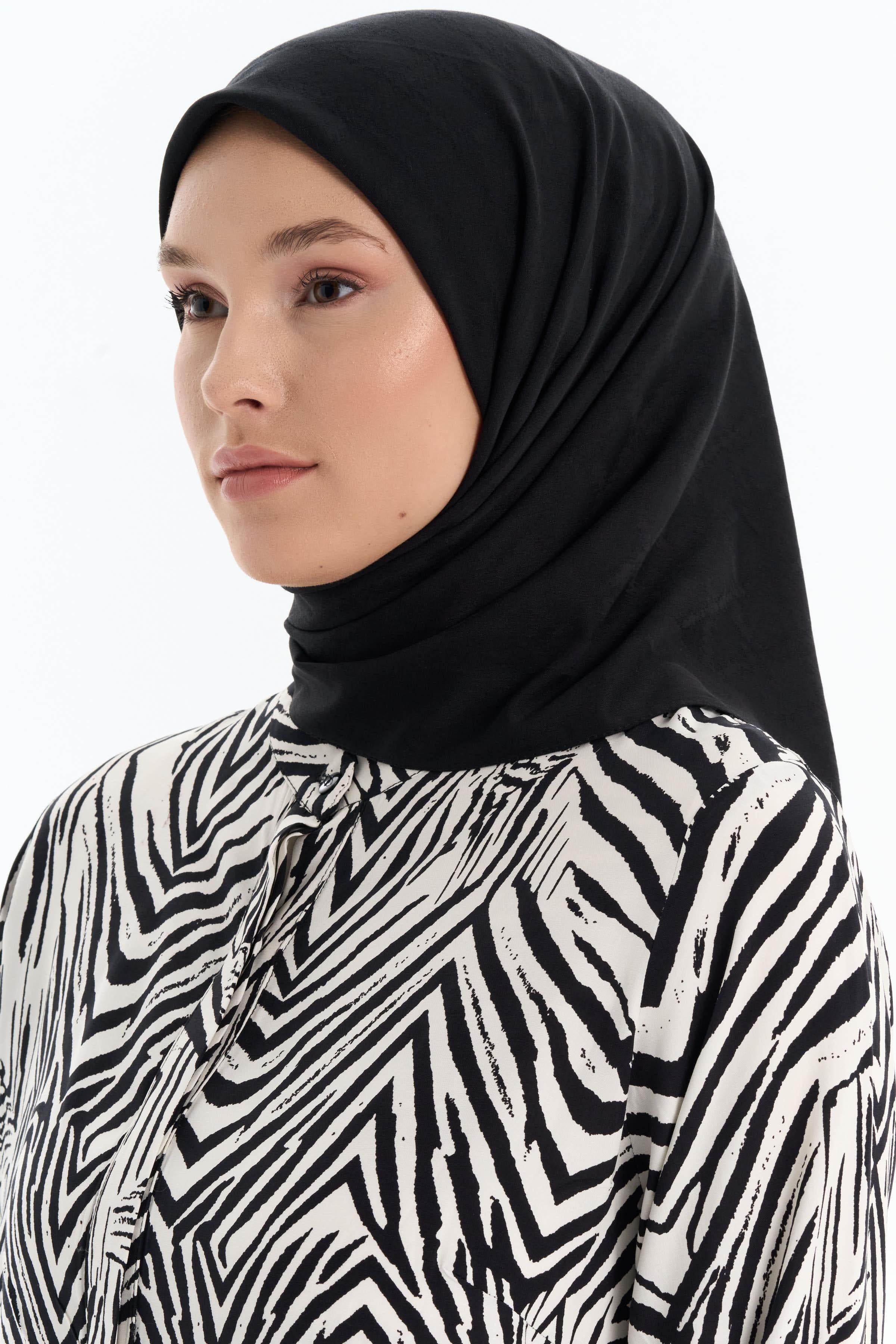 Kare Desen Pamuk Eşarp - Siyah TUGBA