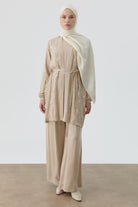 Bol Paça Beli Kemerli Pantolon - Bej TUGBA