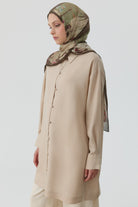 Brit Düğmeli Yırtmaçlı Tunik - Bej TUGBA