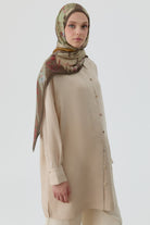 Brit Düğmeli Yırtmaçlı Tunik - Bej TUGBA