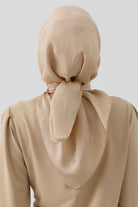 Buket Jakar Naturel Eşarp - Bej TUGBA