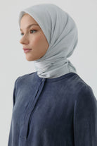 Buket Jakar Naturel Eşarp - Gümüş TUGBA