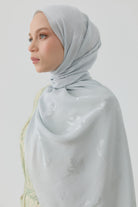 Buket Jakar Naturel Şal - Gümüş TUGBA