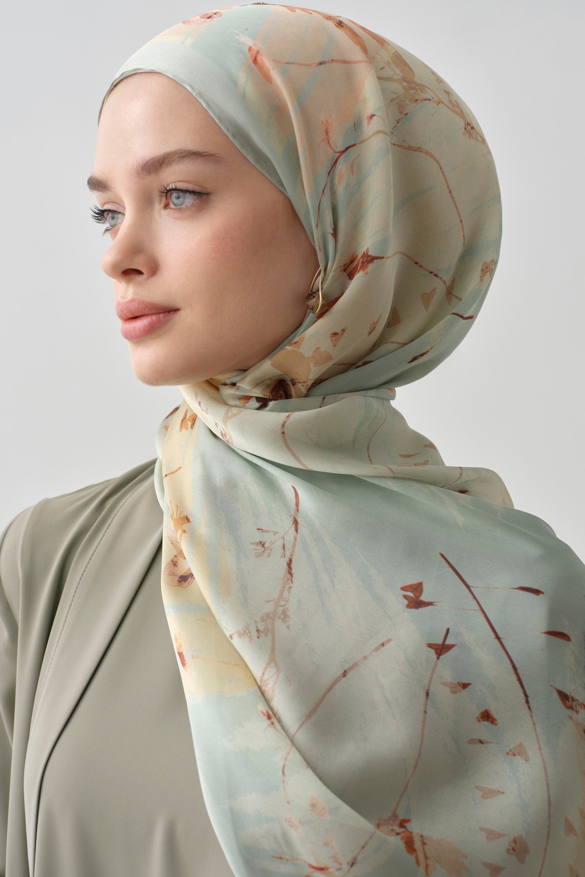 Büzgülü Beli Kuşaklı Abaya - Mint TUGBA
