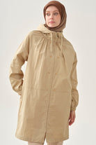 Büzgülü Fermuar Kapamalı Yağmurluk - Taş TUGBA