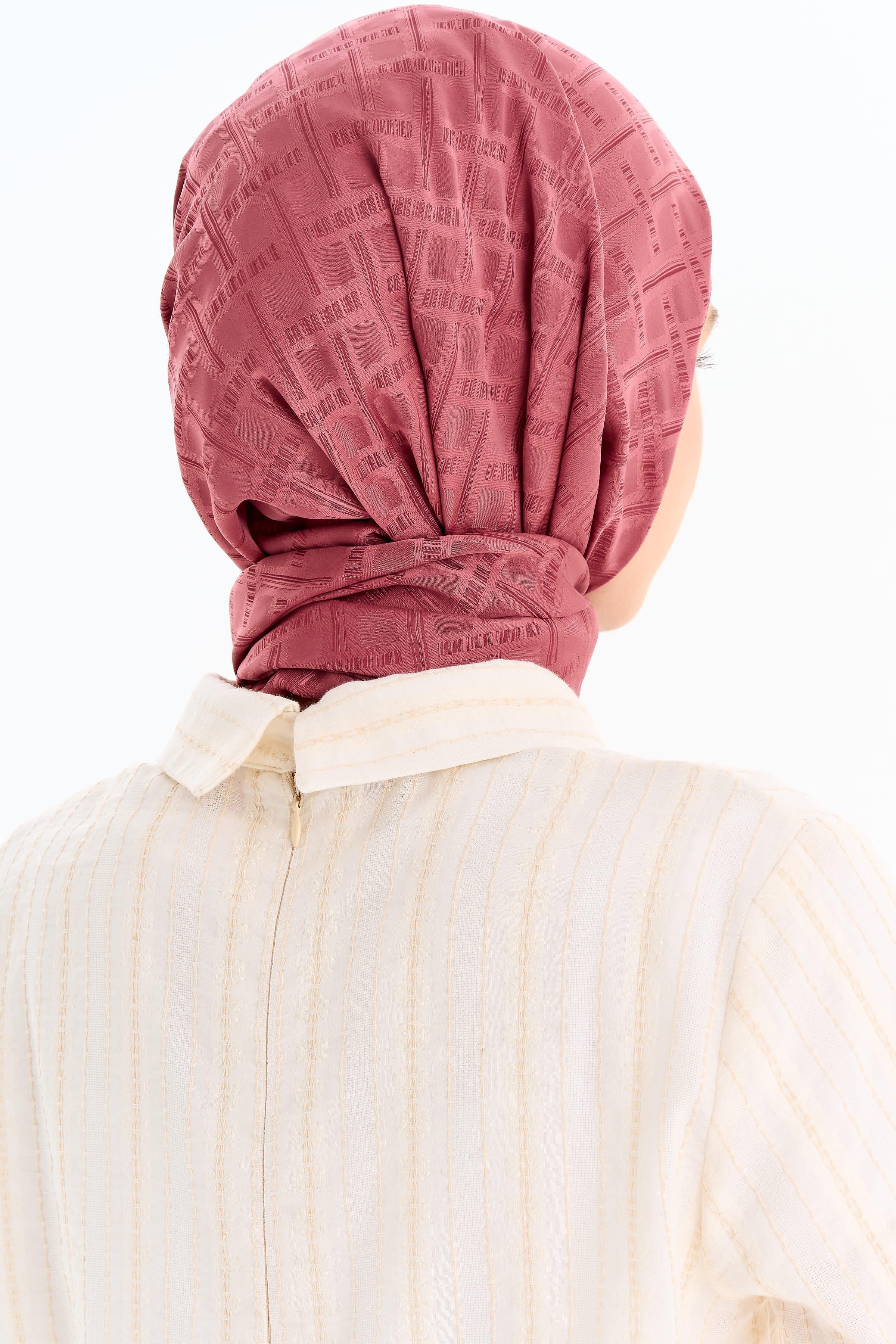 Kare Desen Capri Şal - Gül Kurusu TUGBA