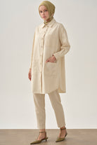 Cep Detaylı Uzun Ceket - Ekru TUGBA