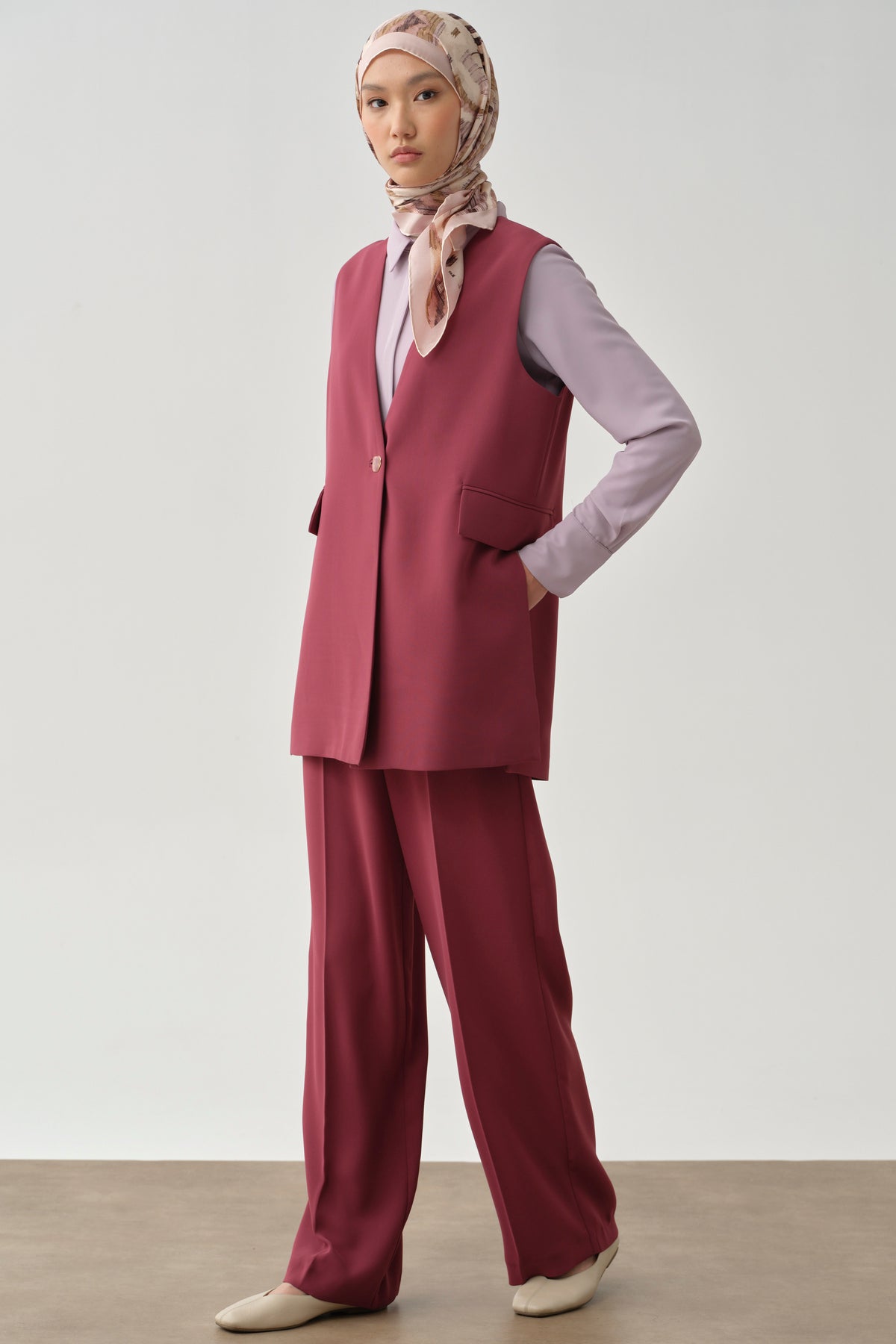 Pantalones anchos con bolsillos - Ciruela