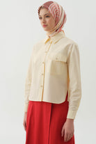 Cepli Crop Gömlek - Bej - Lacivert TUGBA