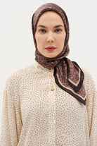 Çerçeveli Sura İpek Eşarp - Kahve TUGBA