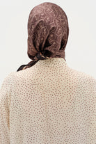 Çerçeveli Sura İpek Eşarp - Kahve TUGBA