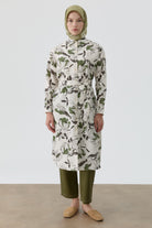 Çiçek Desenli Kemerli Tunik - Bej TUGBA