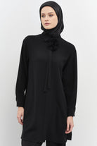 Çiçekli Kravat Detaylı Tunik - Siyah TUGBA