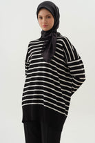 Çizgili Triko Kazak - Siyah TUGBA