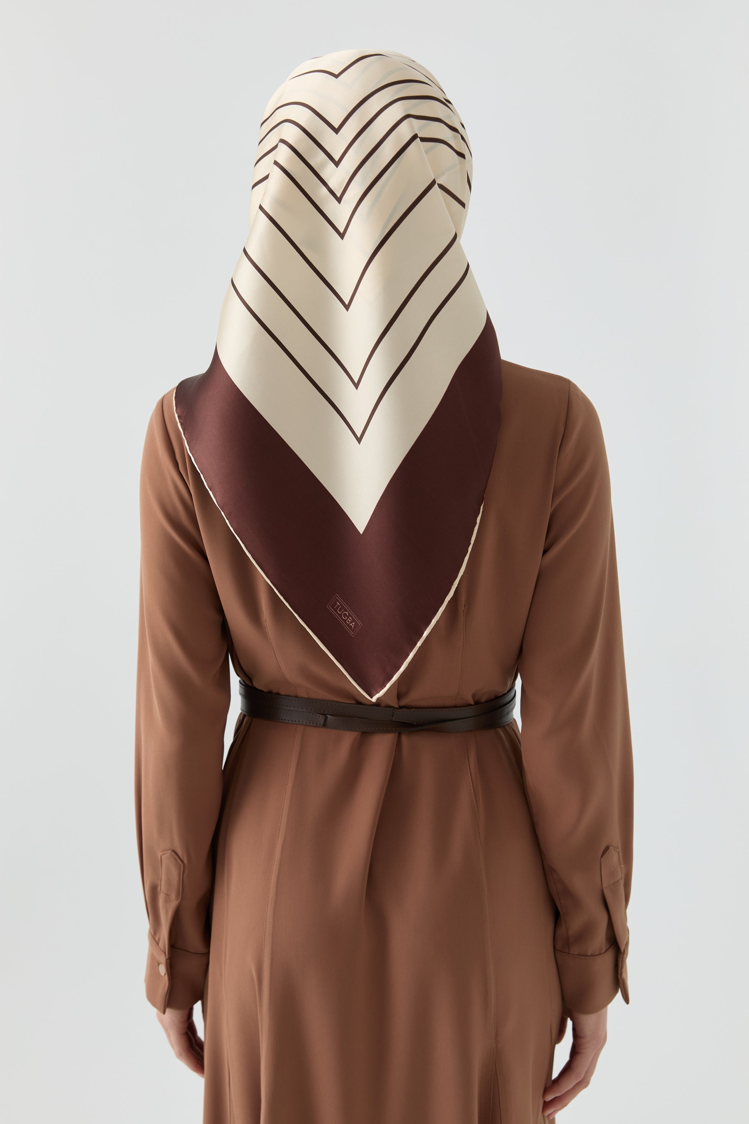 Ahenk Sura İpek Eşarp - Kahve TUGBA