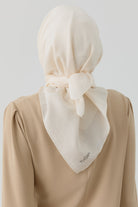 Dalga Desen Stil Eşarp - Ekru TUGBA