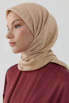 Dalgalı Nida Naturel Eşarp - Bej TUGBA