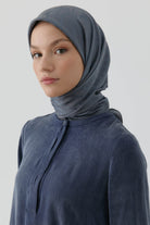 Dalgalı Nida Naturel Eşarp - Füme TUGBA