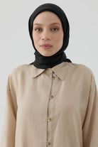 Dalgalı Nida Naturel Eşarp - Siyah TUGBA