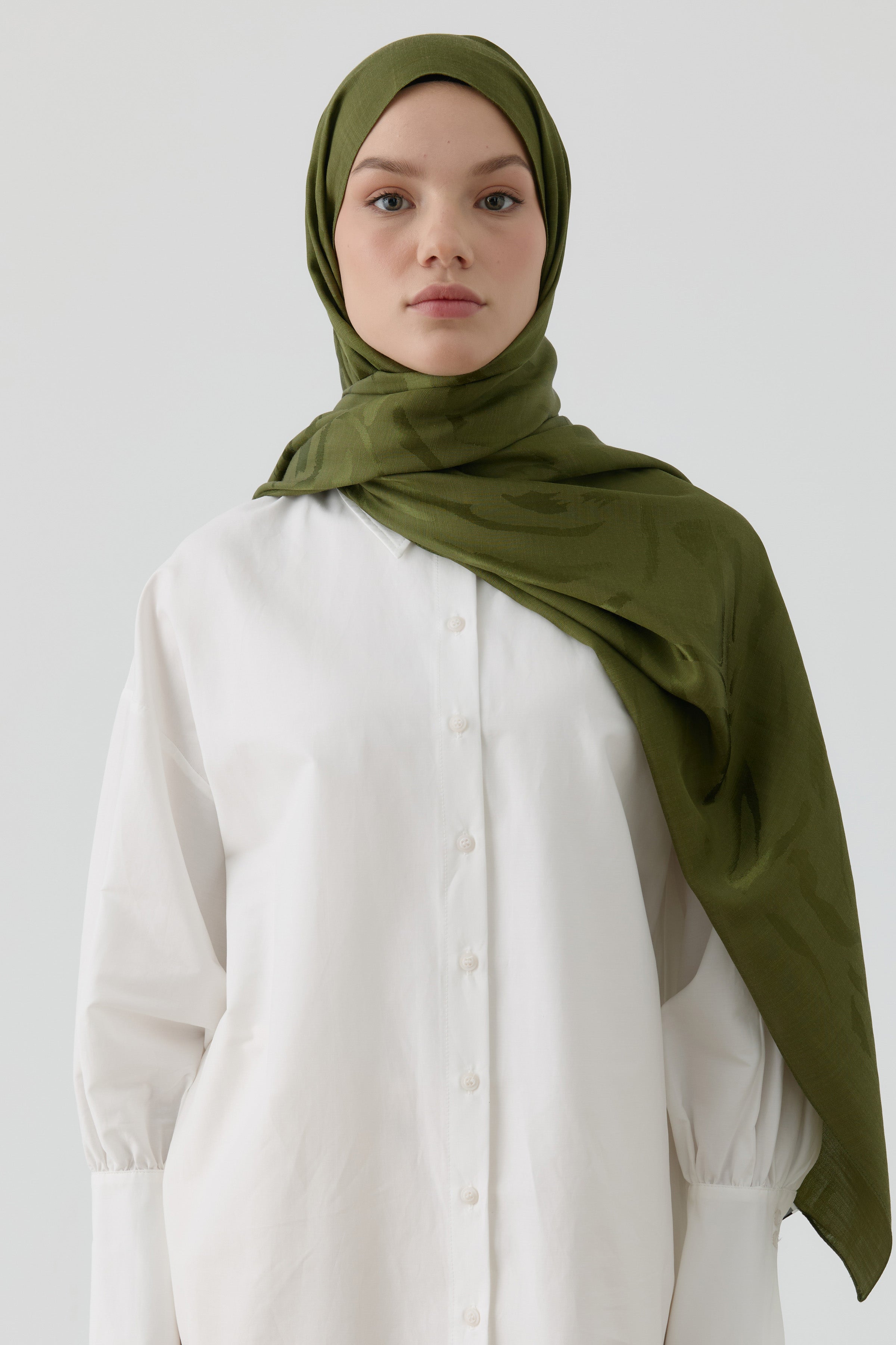 Dalgalı Nida Naturel Şal - Haki TUGBA