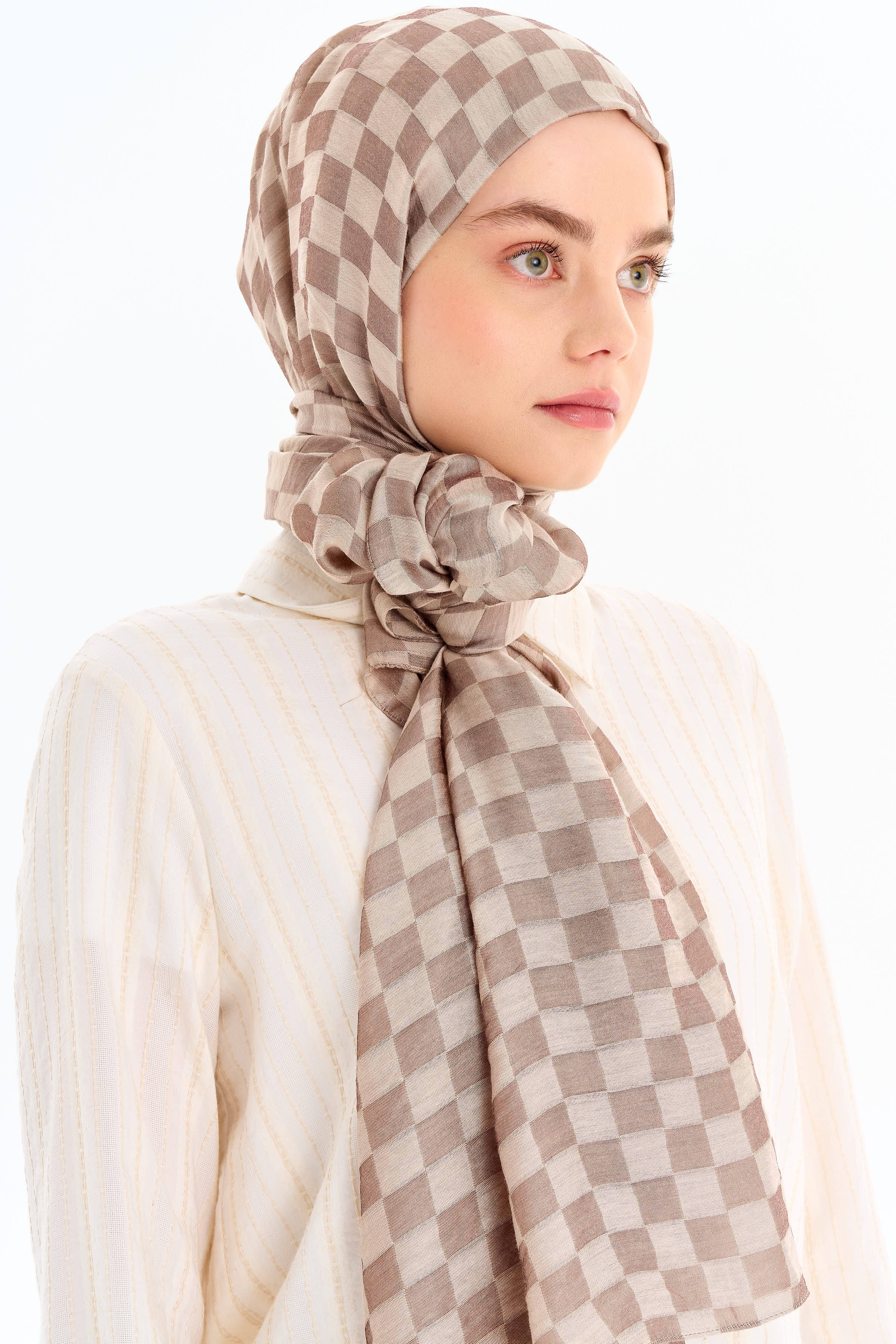 Dama Desen Viskon Şal - Taş TUGBA