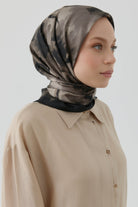 Desenli Twill İpek Eşarp - Kahve TUGBA