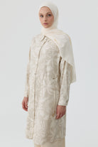 Desenli Yanlardan Bağlamalı Tunik - Bej TUGBA