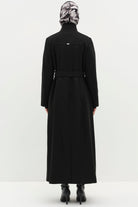 Dik Yakalı Beli Kuşaklı Manto - Siyah TUGBA