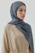 Etnik İkat Desenli Nida Naturel Şal - Füme TUGBA