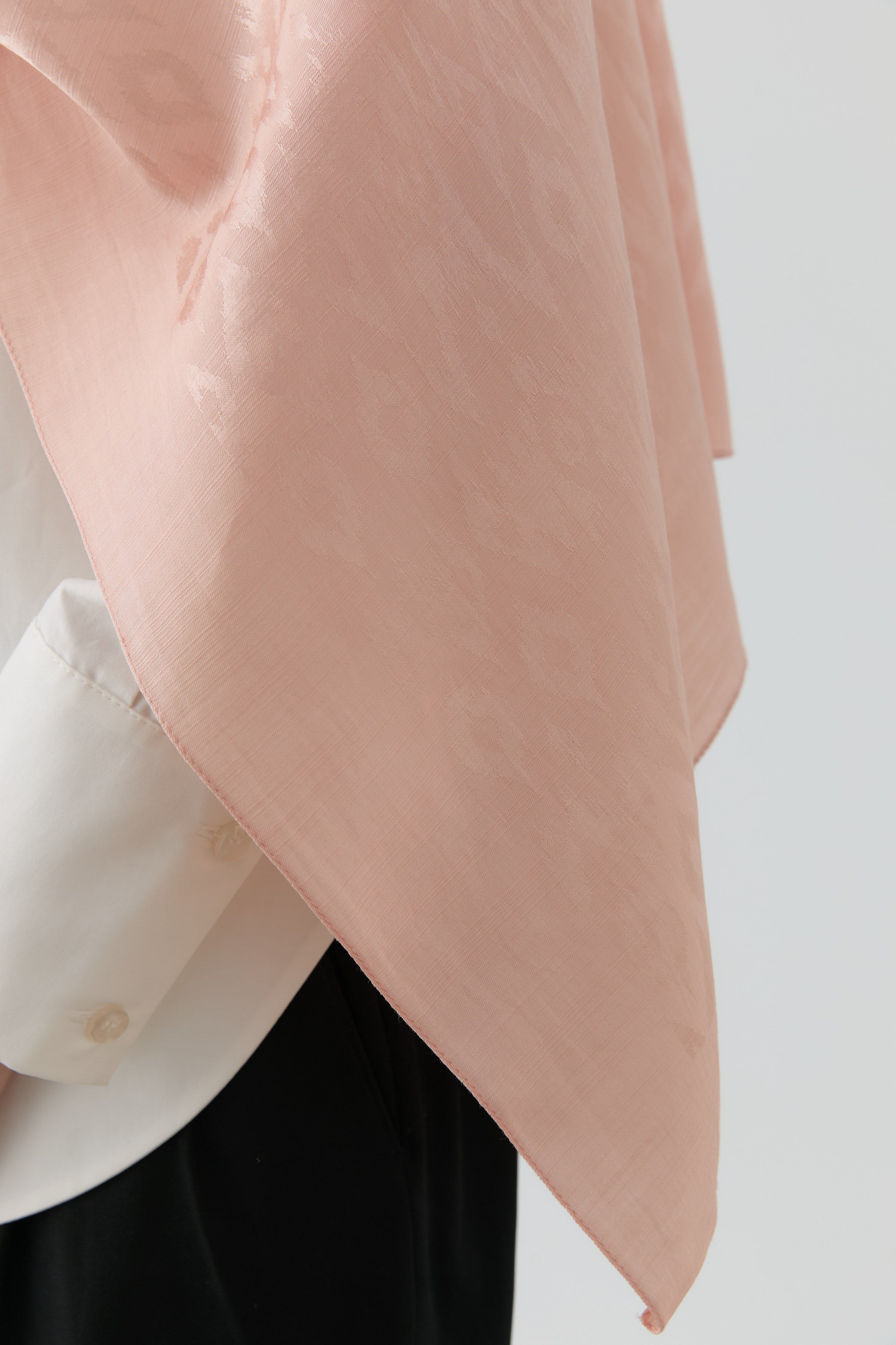 Etnik İkat Desenli Nida Naturel Şal - Somon TUGBA