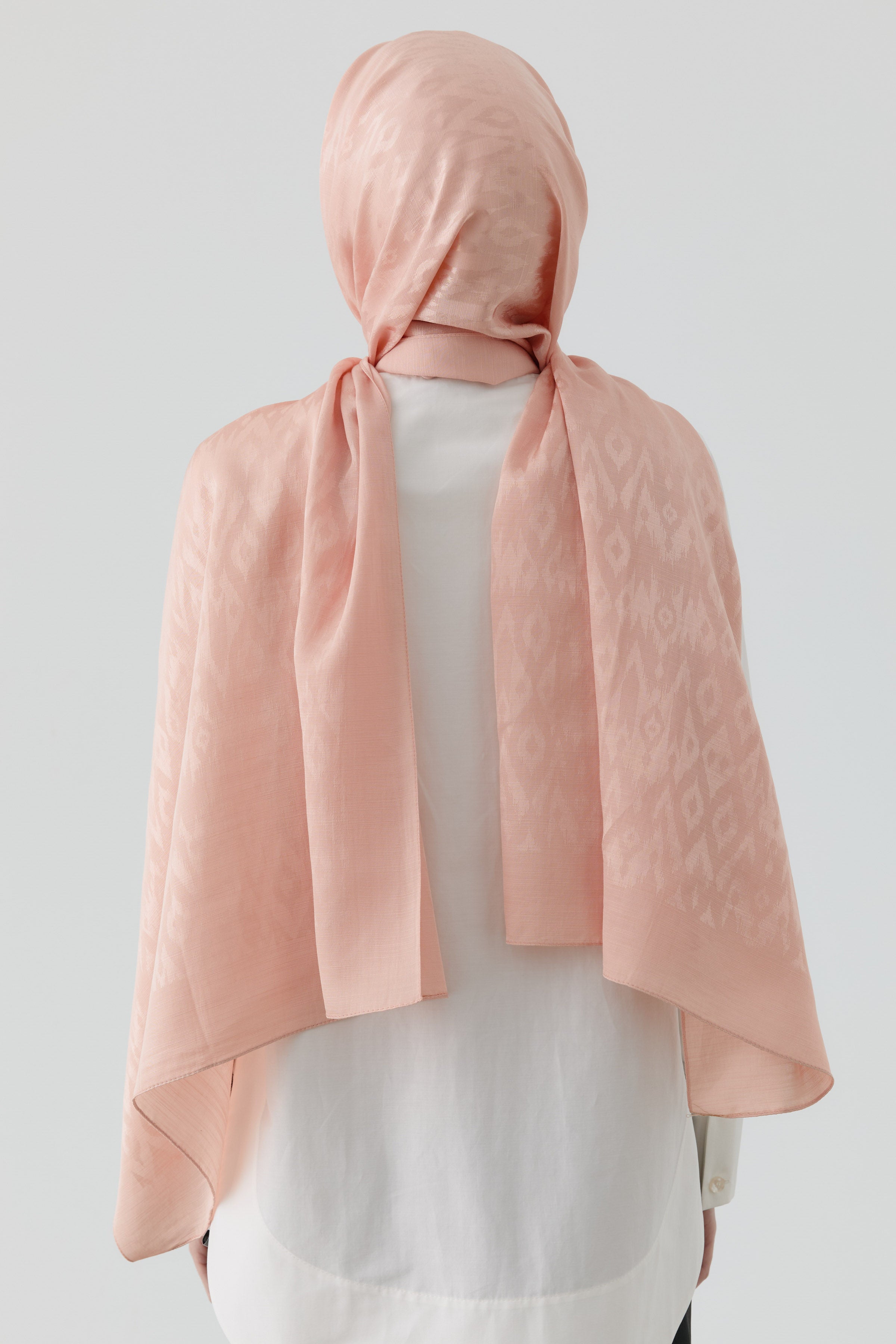 Etnik İkat Desenli Nida Naturel Şal - Somon TUGBA