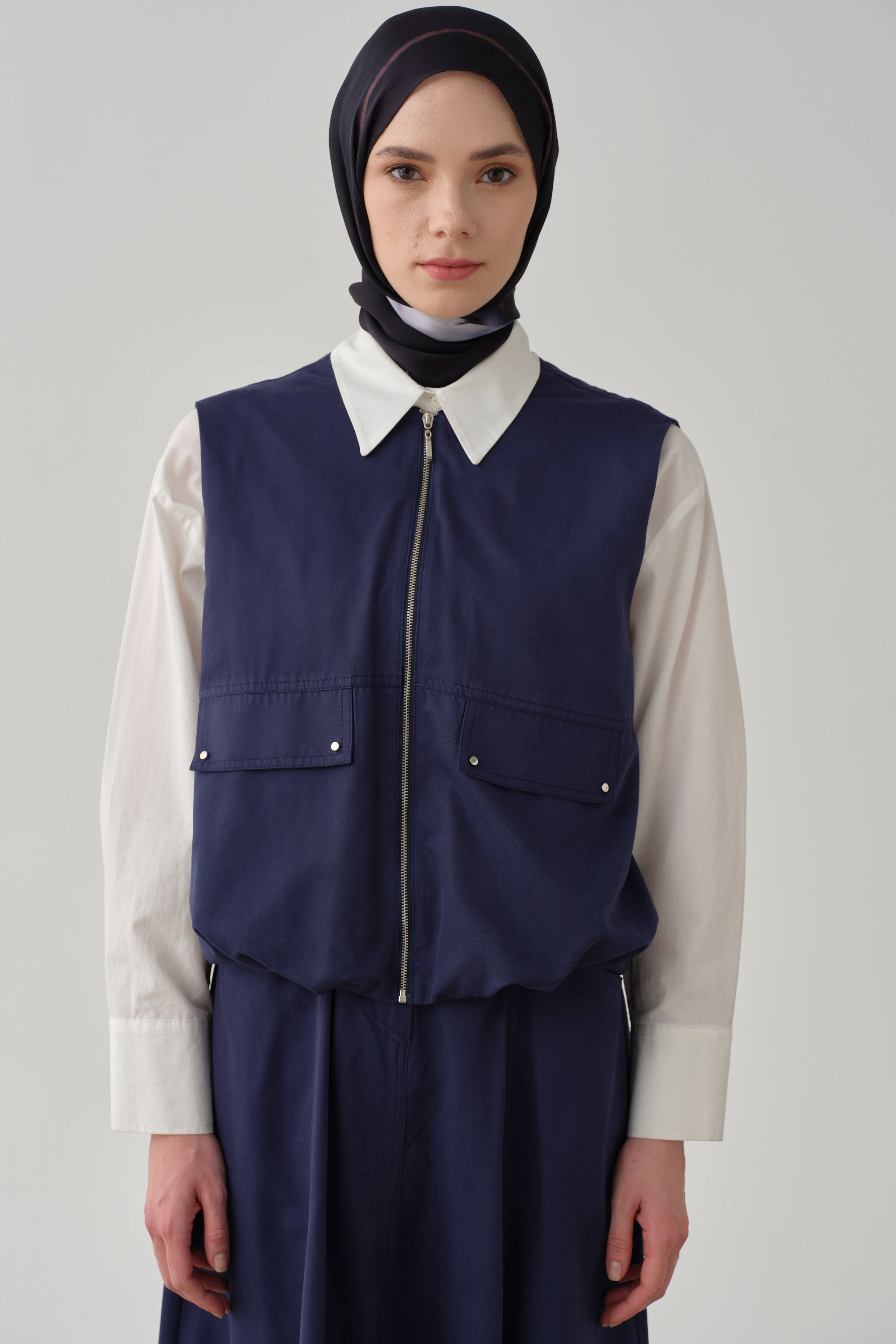 トップス ALOUND VENTILATION NYLON VEST navy Zipper Closure Balloon Vest - Navy Blue – TUĞBA
