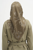 Fiyonk Desenli Twill İpek Eşarp - Vizon TUGBA