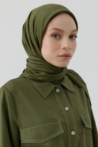 Floral Desen Kenar Detaylı Stil Eşarp - Haki TUGBA