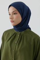 Floral Desen Kenar Detaylı Stil Eşarp - Lacivert TUGBA