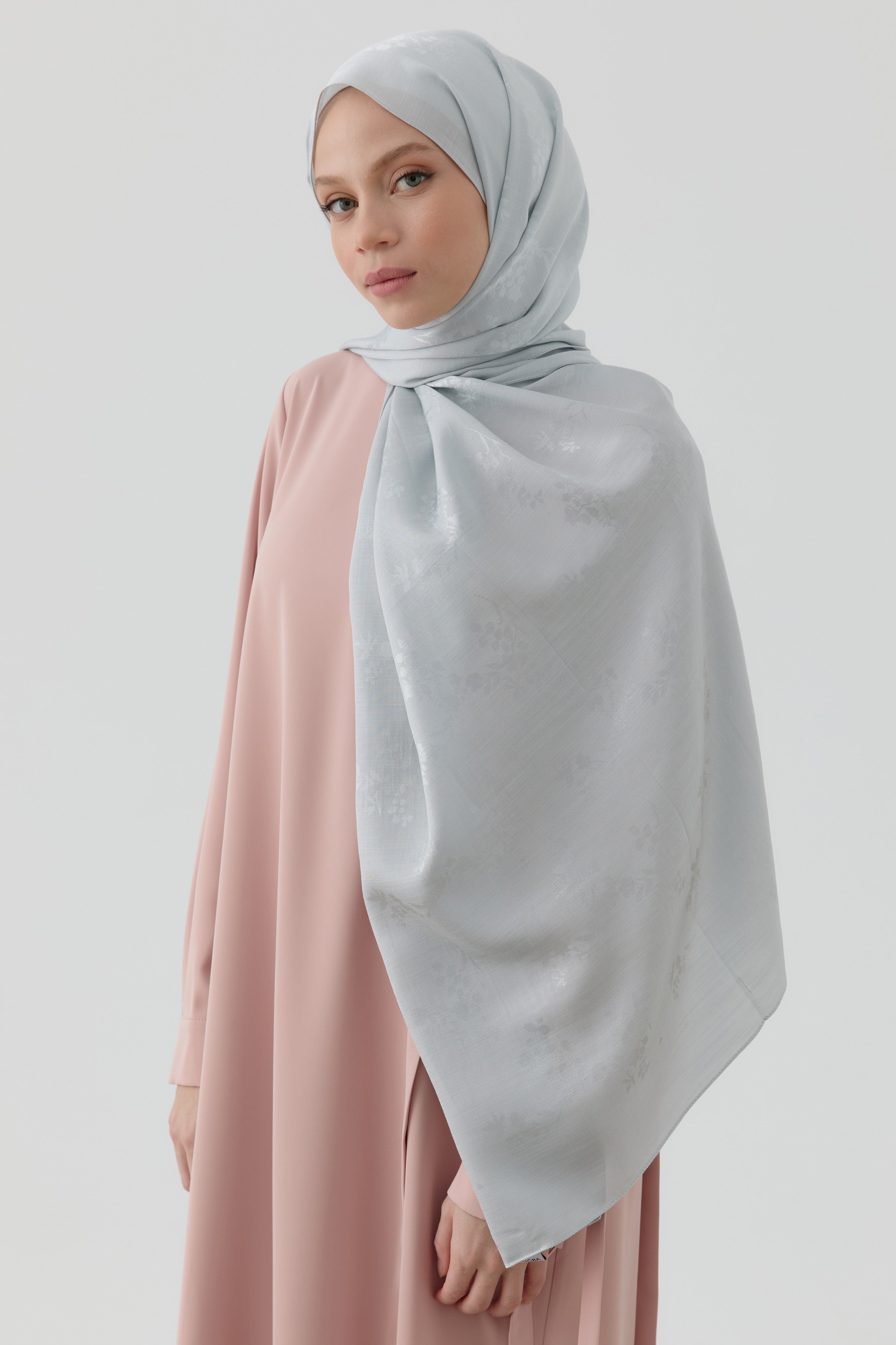 Floral Jakar Naturel Şal - Gümüş TUGBA