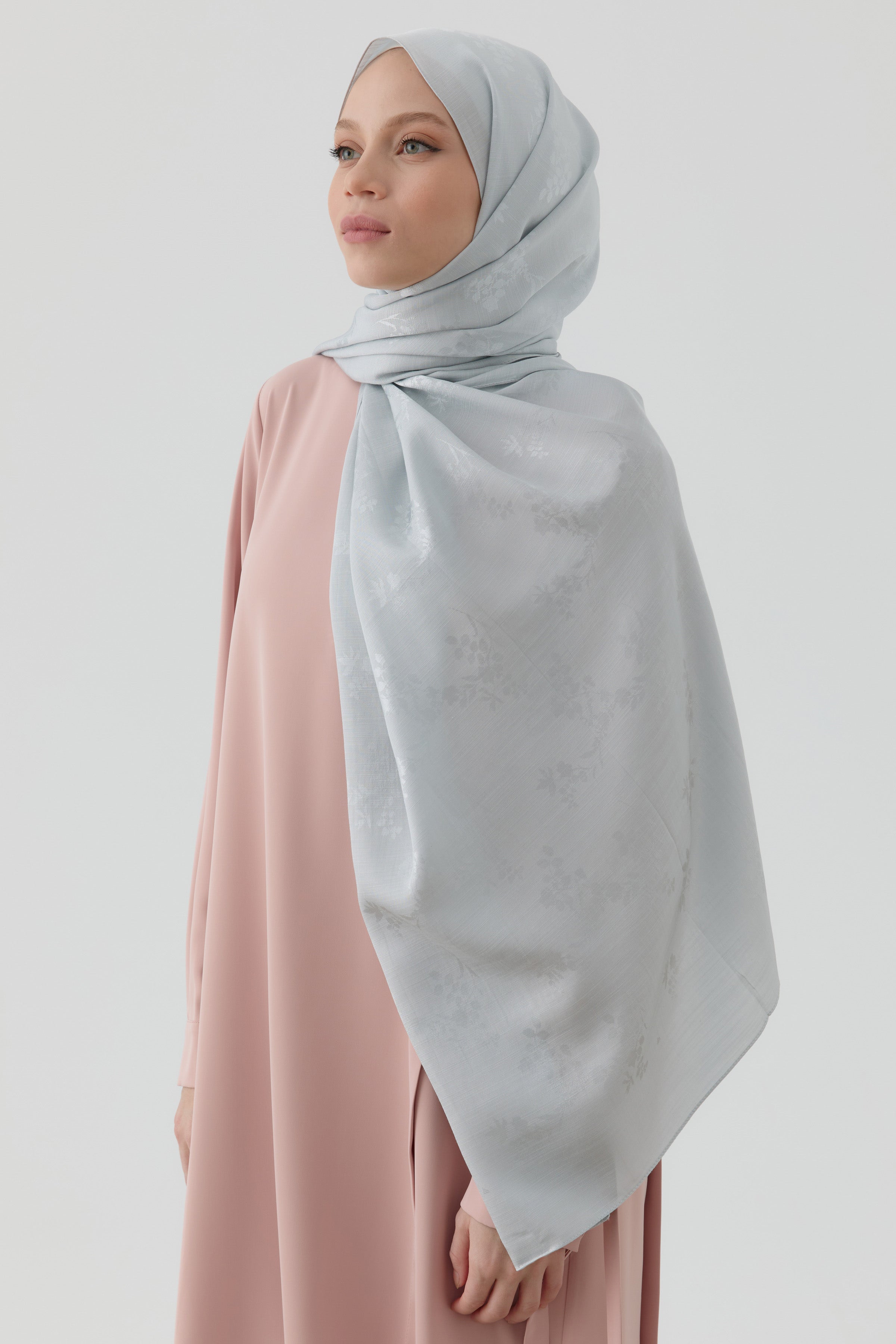 Floral Jakar Naturel Şal - Gümüş TUGBA