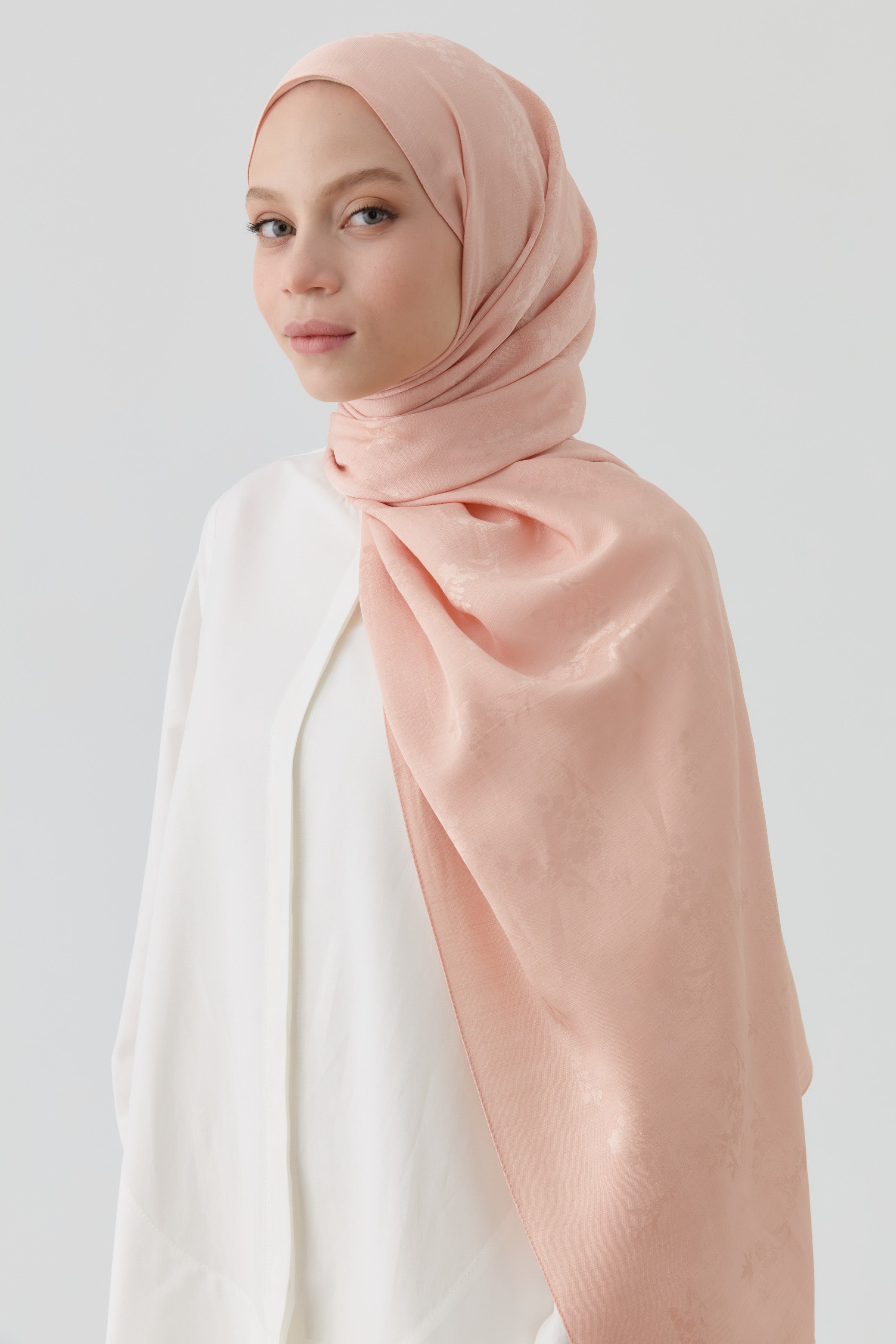 Floral Jakar Naturel Şal - Somon TUGBA