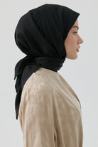 Floral Jakar Nida Naturel Eşarp - Siyah TUGBA