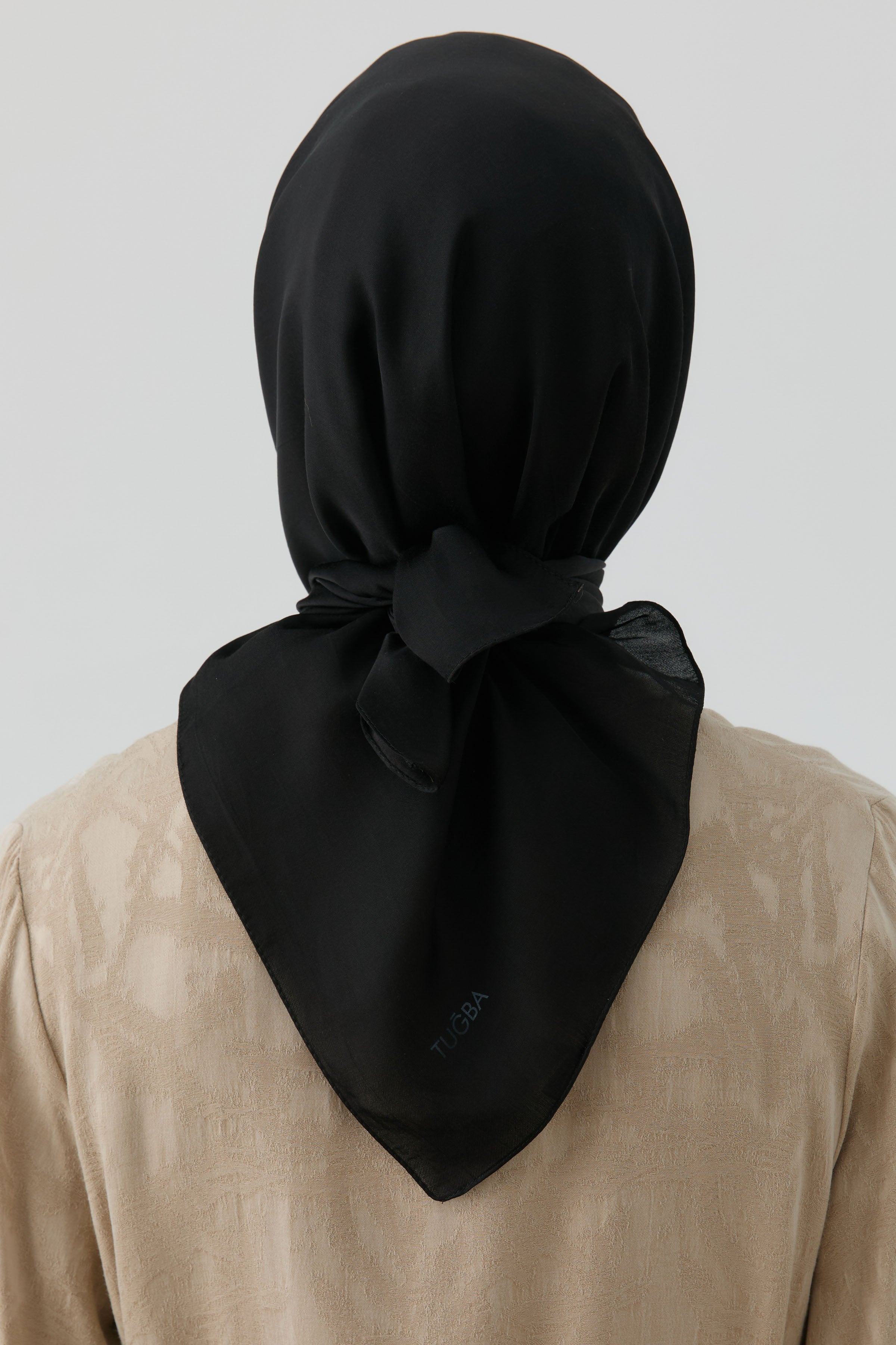 Floş Pamuk Naturel Eşarp - Siyah TUGBA