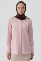 Gizli Patlı Basic Gömlek - Pudra TUGBA
