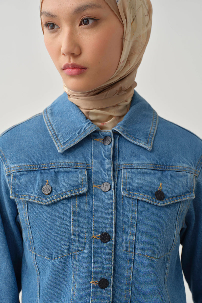 İki Cepli Uzun Kollu Kısa Denim Ceket - İndigo TUGBA