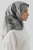 Ilgın Twill İpek Eşarp - Gri TUGBA