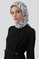 Karalama Desenli Eşarp - Bej TUGBA