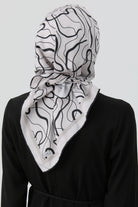 Karalama Desenli Eşarp - Bej TUGBA