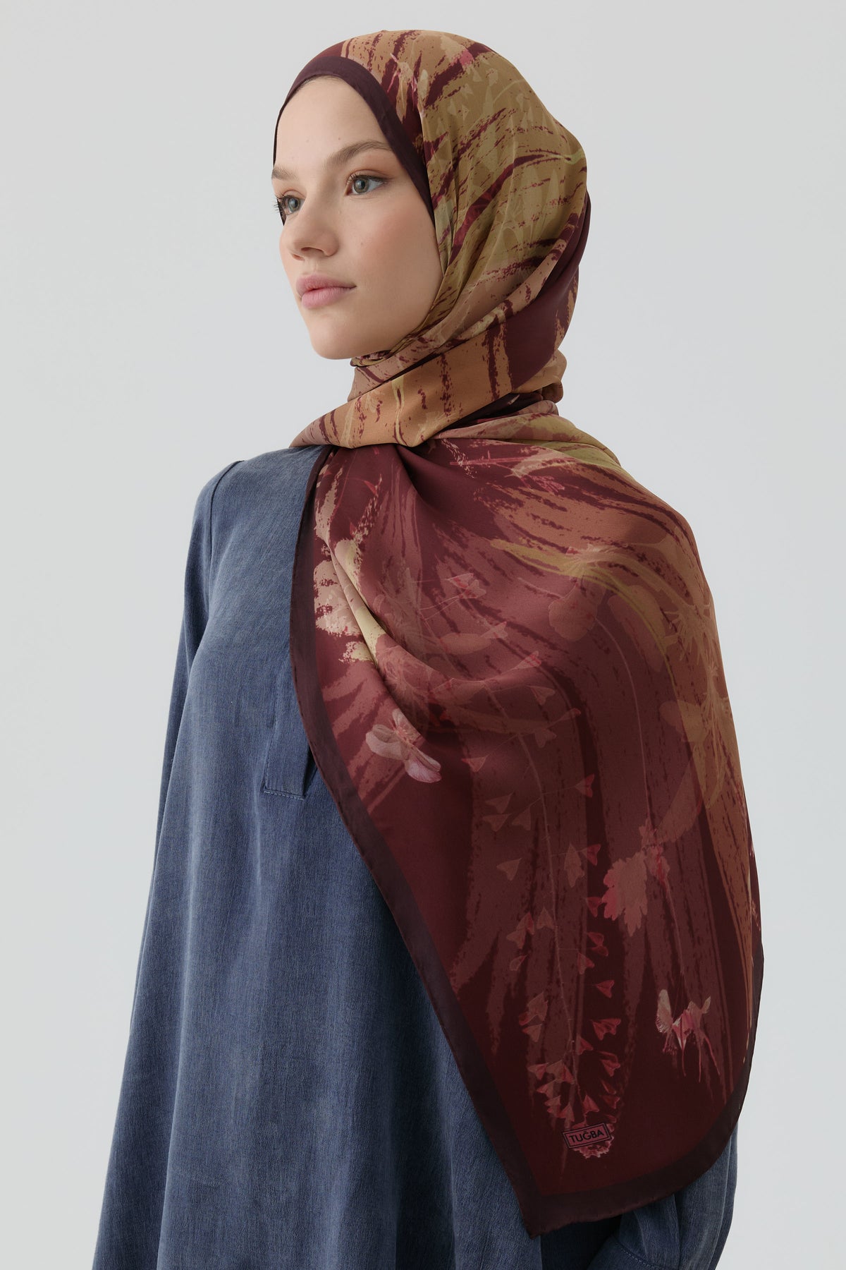 Kardelen Chiffon Silk Shawl - Claret Red