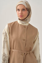 Kemerli Sıfır Yaka Yelek - Bej TUGBA