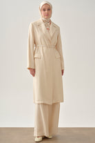 Kemerli Uzun Ceket - Ekru TUGBA