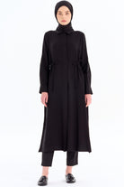 Kollar Nakış Detaylı Yırtmaçlı Giy-Çık - Siyah TUGBA