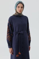 Kollar Nakışlı Elbise - Lacivert TUGBA